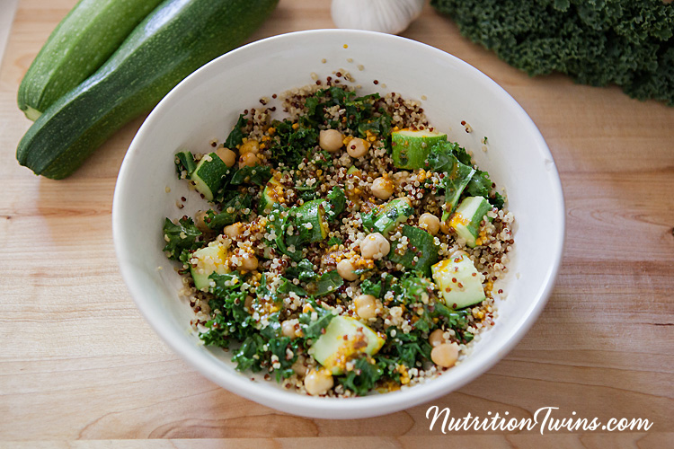 0006_NutritionTwins-chickpea-quinoa-kale-zucchini-garlic-paprika-tumeric-cumin_logo