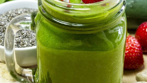 Tropical Green Smoothie |  Nutrition Twins